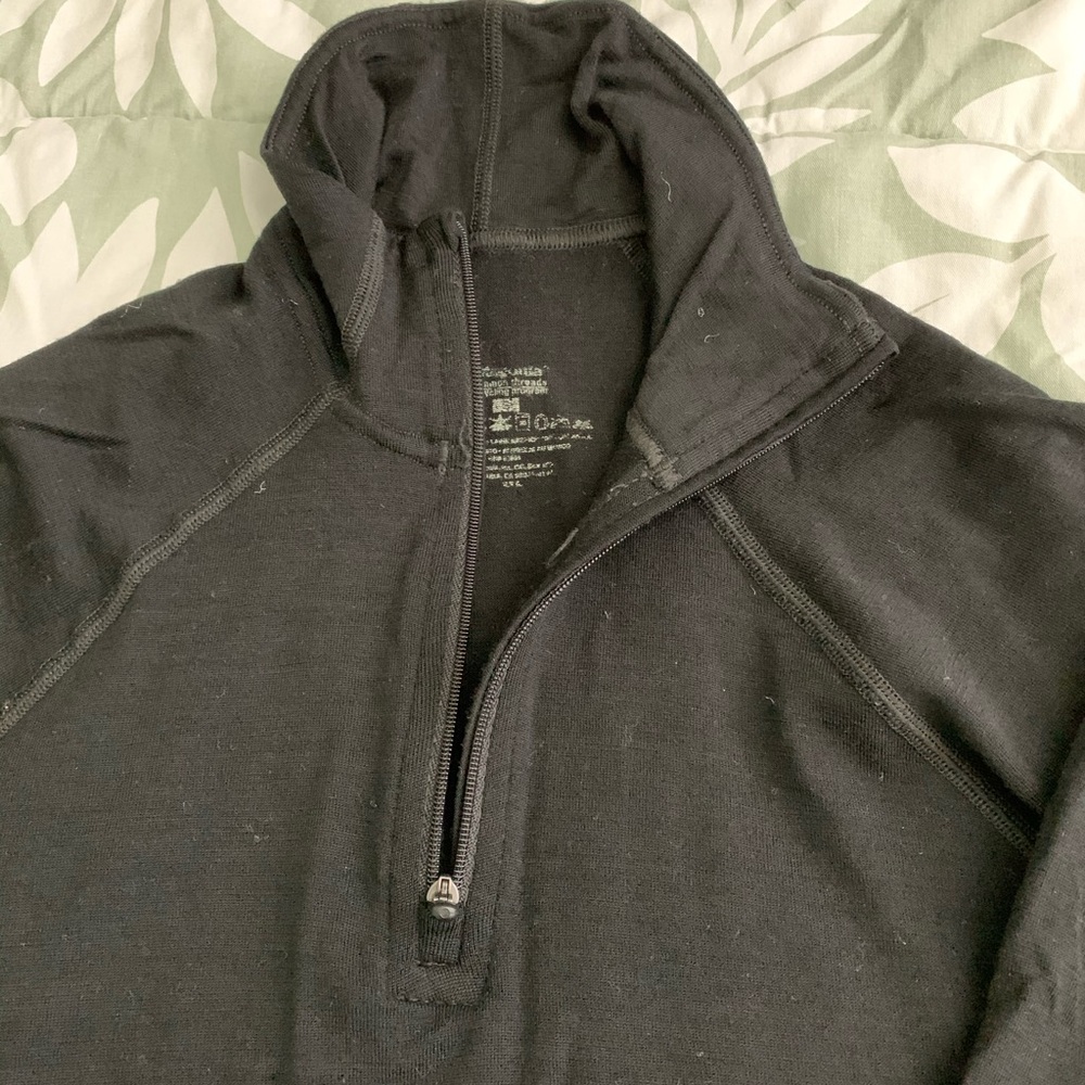 Women’s black Patagonia Capilene base layer top